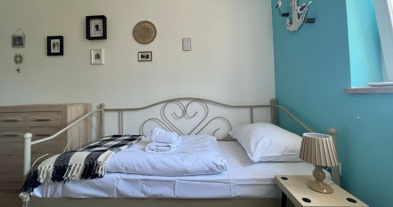 Sherlock'S Holidays Boutique Rooms Portorož Exterior foto
